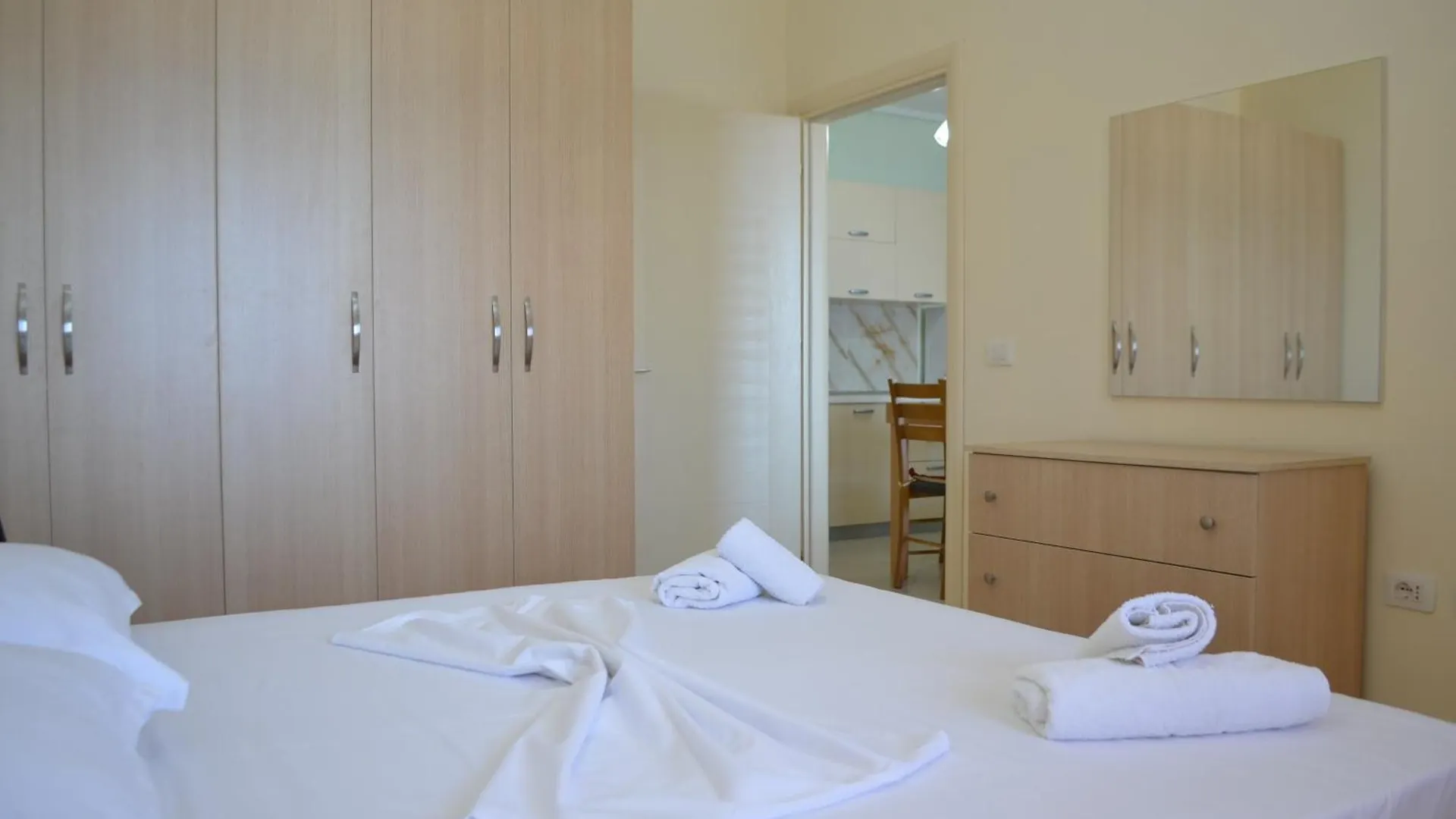 Olsen Bellavista Apartments Sarande